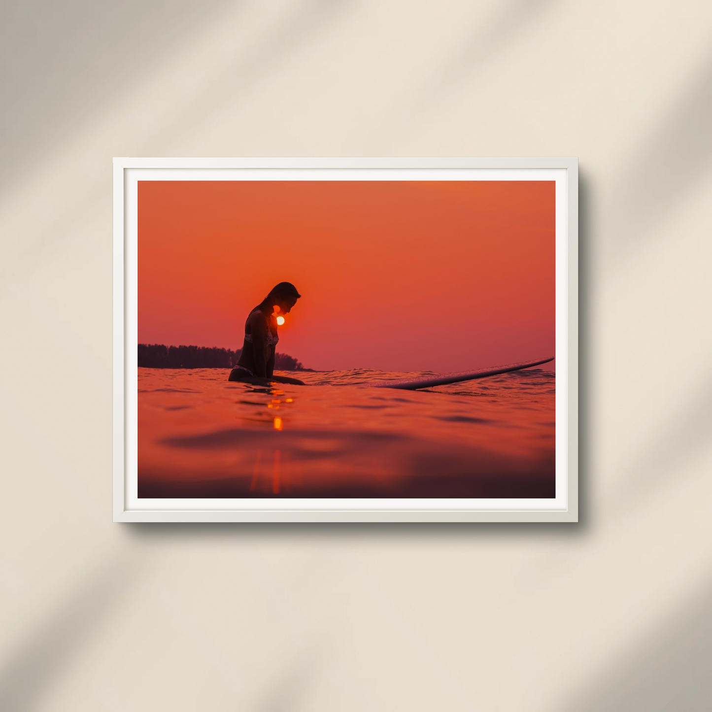 The girl who fell in love with the sunset